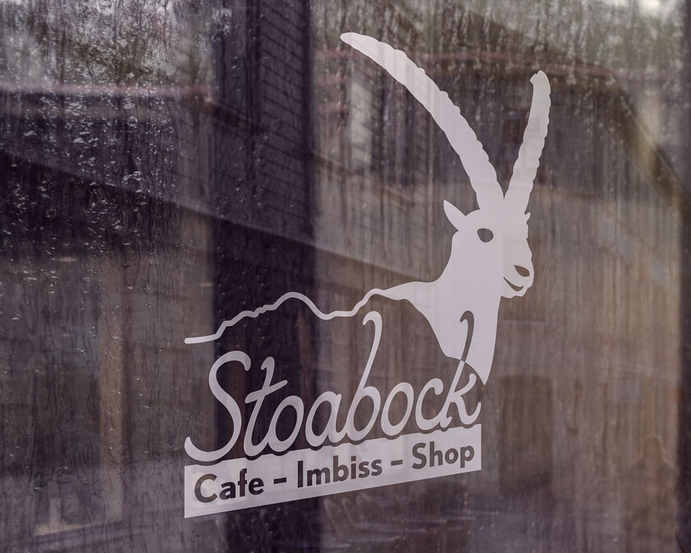 Mockup Logo Cafe Stoabock